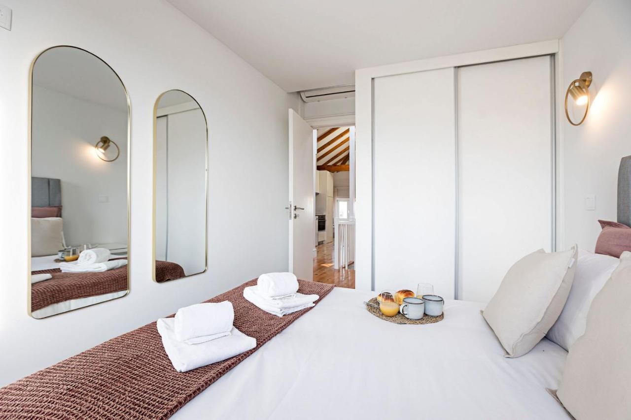 Modern Cativo Apartment By Lovelystay OOporto Extérieur photo